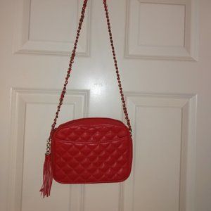 Vanessa: Red clutch/crossbody bag